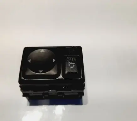 Nissan Navara D40 Tailgate/trunk/boot open switch 476605X70PL
