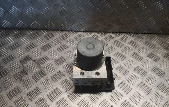 Mercedes-Benz A W169 ABS Pump 0081313812 A0081313812