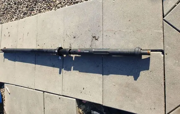 BMW 2 F46 Middle center prop shaft 8610676