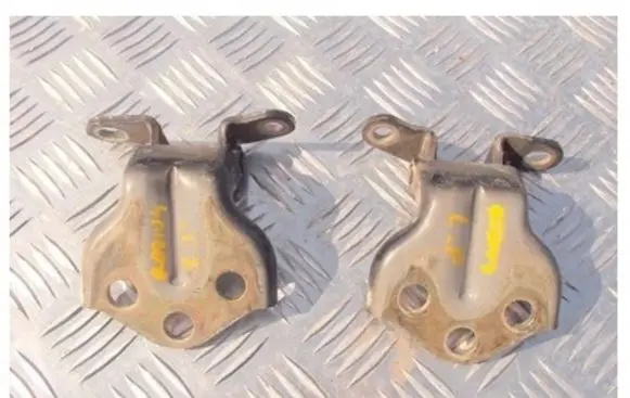 SsangYong Rodius Front door hinge set 