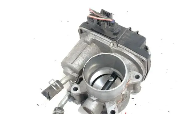 Mitsubishi Colt Engine shut-off valve 