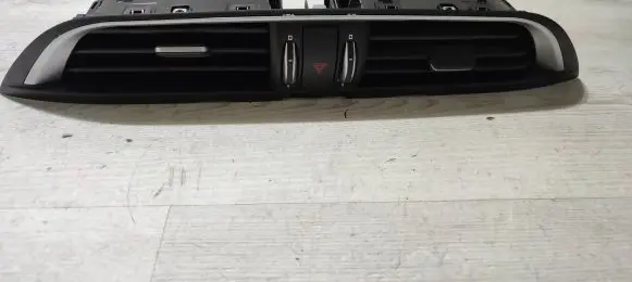 Alfa Romeo Stelvio Dash center air vent grill 10067006 464000934