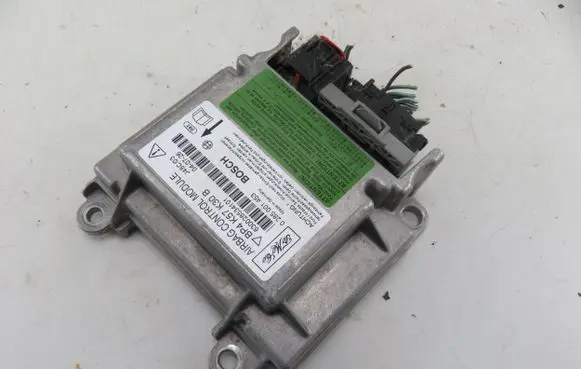Mazda 3 I Airbag control unit/module 0285001453