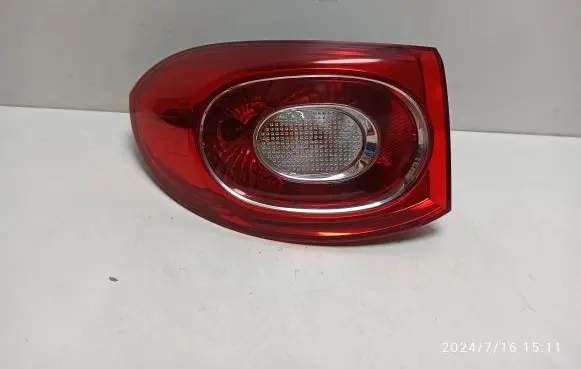 Volkswagen Tiguan Rear/tail lights 5N0945095H