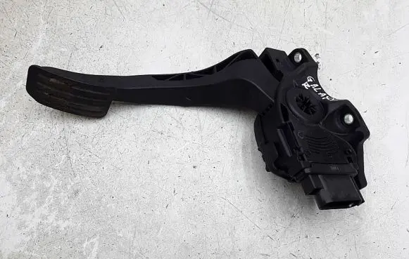 Ford Galaxy Accelerator throttle pedal 6g929f836le