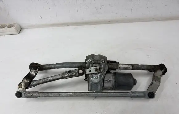 Volkswagen Caddy Front wiper linkage and motor 2K1955023E