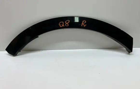 Audi Q8 Rear arch trim 4M8854818A 4M6854818 4M0854818
