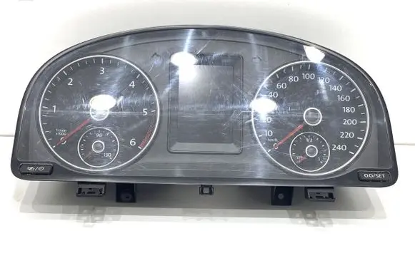 Volkswagen Caddy Speedometer (instrument cluster) 2K5920876K