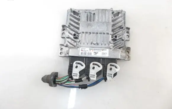 Ford Focus Engine control unit/module 5WS40778FT 7M5112A650BCE