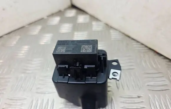Audi A6 S6 C7 4G Keyless (KESSY) go control unit/module 4H0909131