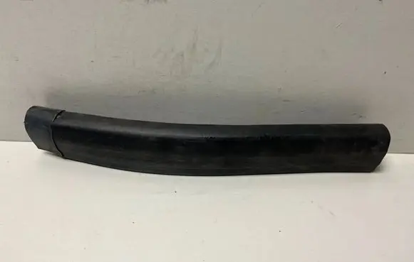 BMW XM Engine compartment rubber 7425427 7425428