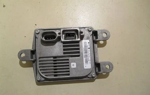 Skoda Octavia Mk2 (1Z) Headlight ballast module Xenon 35XT5D12V