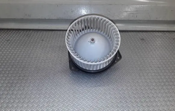 Subaru Impreza III Heater fan/blower