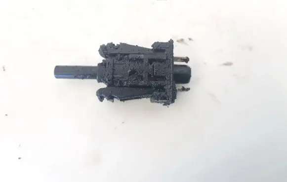 Mercedes-Benz S W220 Brake pedal sensor switch 0015458714
