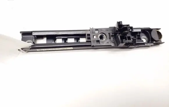 Mercedes-Benz S W221 Seat belt height adjuster 