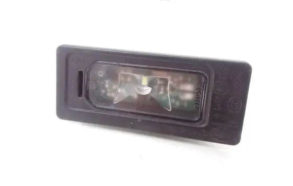 Land Rover Defender Number plate light HY3213B627AB