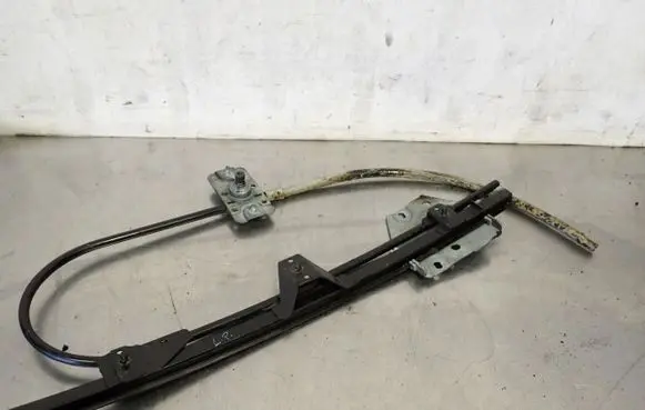 Skoda Favorit (781) Front door electric window regulator 