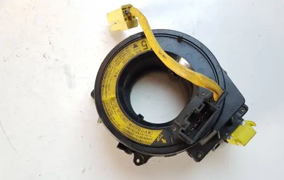 Toyota Land Cruiser (J100) Airbag slip ring squib (SRS ring) U30T170336