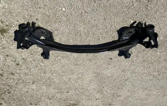 Ford Transit Custom Rear axle beam 