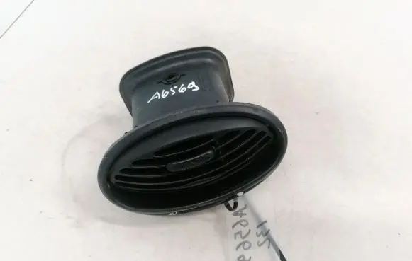Ford Focus Dash center air vent grill 98AB19893AKW D1B1AR66ZA
