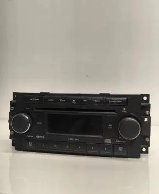 Jeep Grand Cherokee (WK) CD/DVD changer P05064172AD 04835501 AA252542128