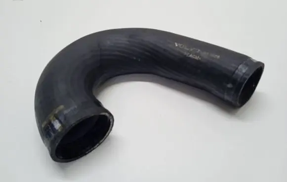 Volvo S40, V40 Intercooler hose/pipe 823529