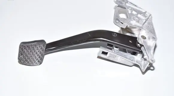 BMW 3 E90 E91 Brake pedal 6751975