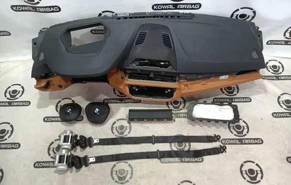 BMW 5 G30 G31 G38 Airbag set with panel SCHWARZ 6817572 681757215