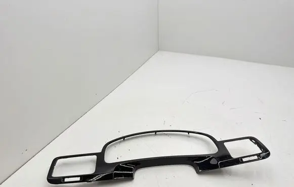 Volkswagen Touareg II Dashboard trim 7P1857221 6709401