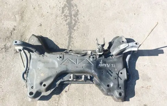Peugeot 307 Front axle beam 