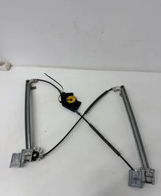 Volkswagen PASSAT B5.5 Front door electric window regulator 