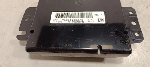 Jeep Grand Cherokee Air conditioner control unit module P68247686AC