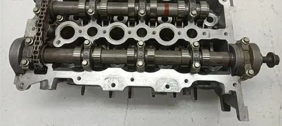 Citroen C5 Engine head 