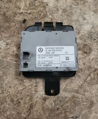 Mercedes-Benz GL X164 Gateway control module A1645405662 A1645403662 A1644420327