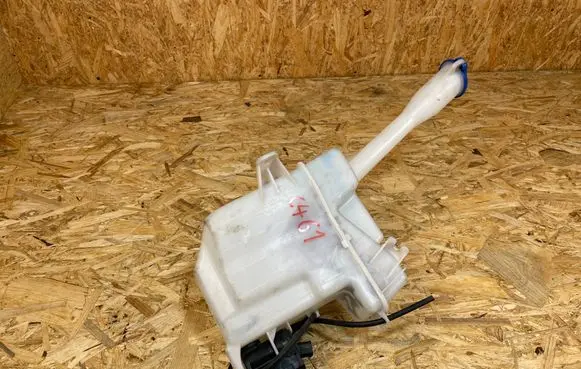 KIA Optima Windshield washer fluid reservoir/tank 98610A8000