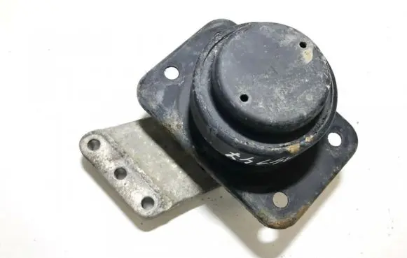 Chevrolet Tacuma Engine mount bracket 96503041