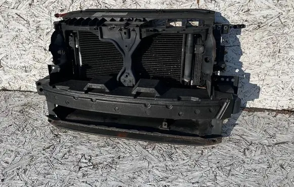 Volkswagen Tiguan Radiator support slam panel