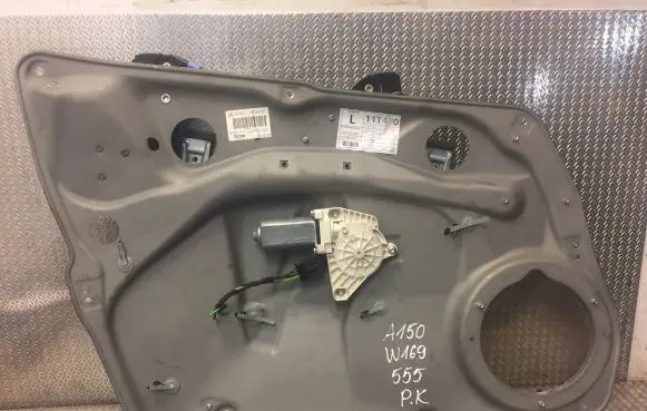 Mercedes-Benz A W169 Front door electric window regulator 1697202979 A1697202979