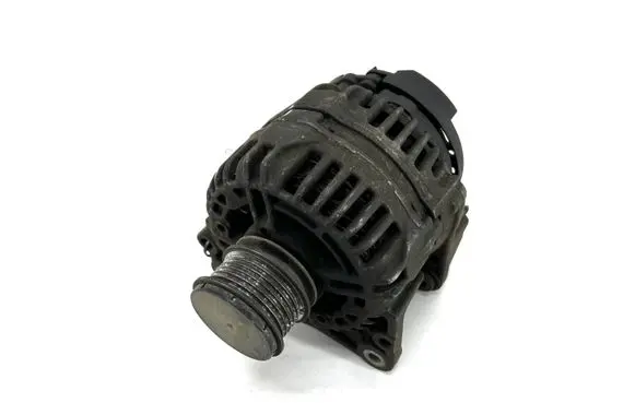 Volkswagen Caddy Generator/alternator 06F903023D