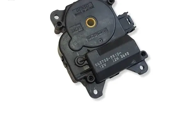 Lexus RX 330 - 350 - 400H Air flap motor/actuator 0637008810