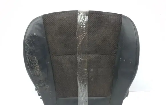 Hyundai i30 Front passenger seat console base 