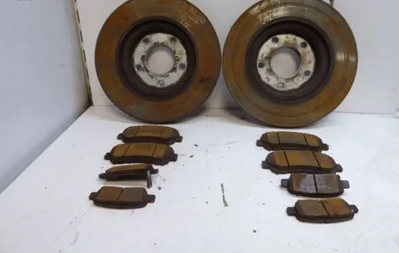 Nissan Qashqai+2 Front brake disc 40206JD00A