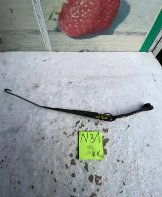 Mazda 6 Front wiper blade arm