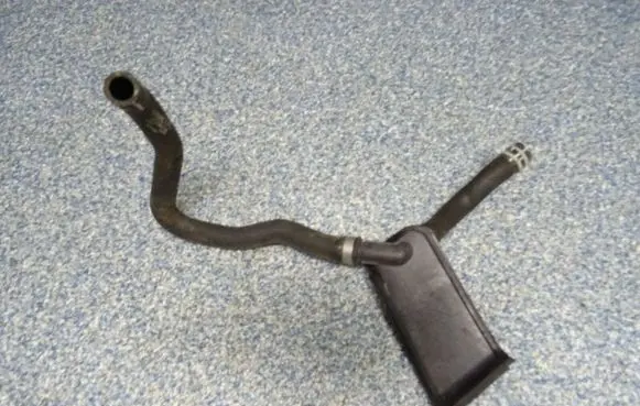 Volvo XC90 Engine coolant pipe/hose 31338712