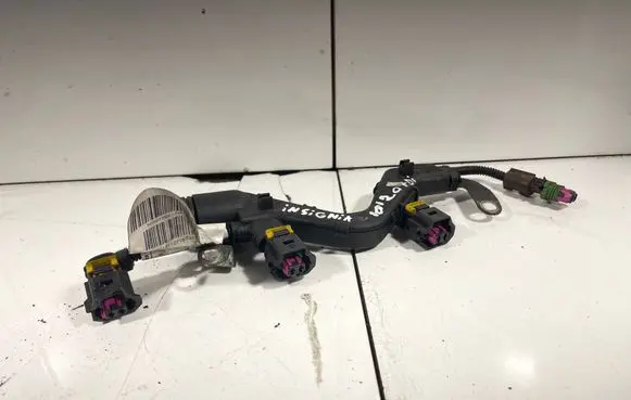 Opel Insignia A Fuel injector wires 55591592 715041900 20120608