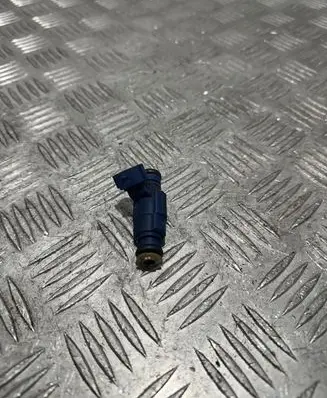 Hyundai i20 (PB PBT) Fuel injector 9260930017
