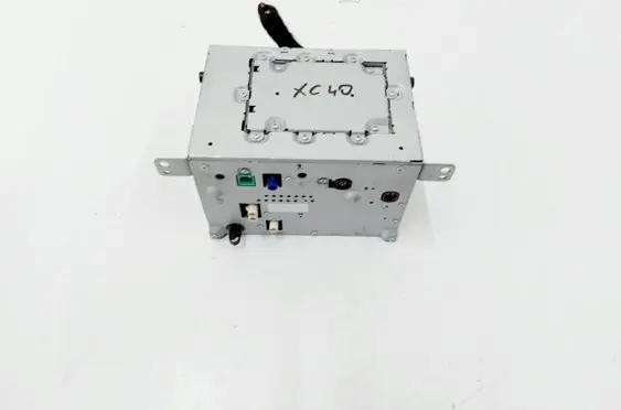 Radio/CD/DVD/GPS head unit