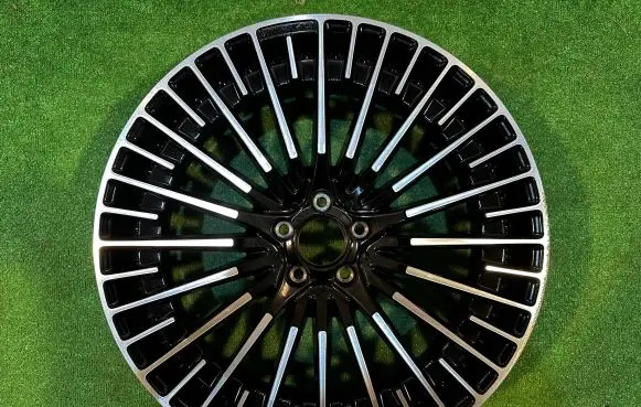 Mercedes-Benz EQC R21 alloy rim 