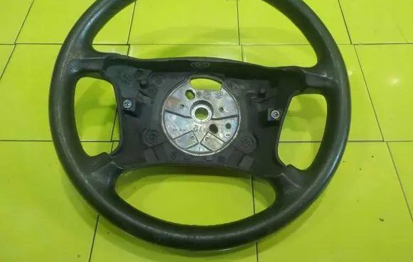 BMW X3 E83 Steering wheel NP538