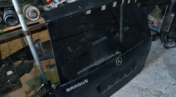 Mercedes-Benz ML W163 Tailgate/trunk/boot lid brak